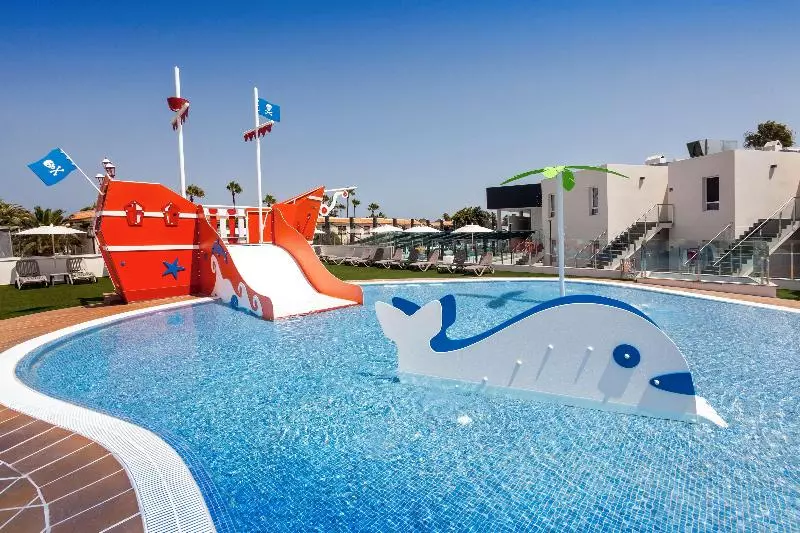 فندق Barcelo Corralejo Sands