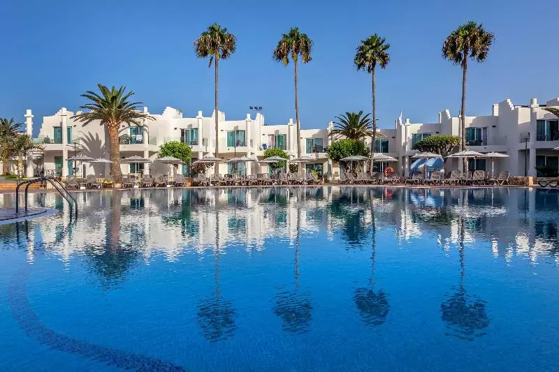 فندق Barcelo Corralejo Sands