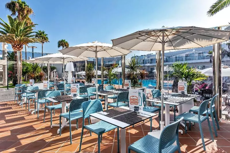 فندق Barcelo Corralejo Sands