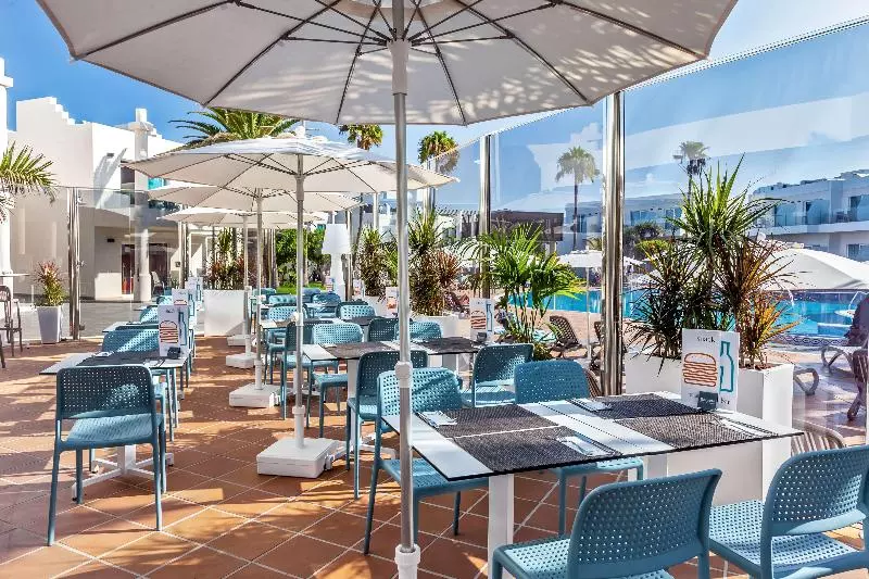 فندق Barcelo Corralejo Sands