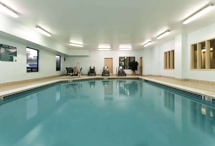 Otel Baymont By Wyndham Mason