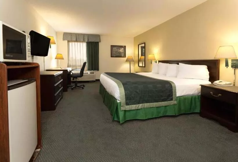 Отель Baymont By Wyndham Mason