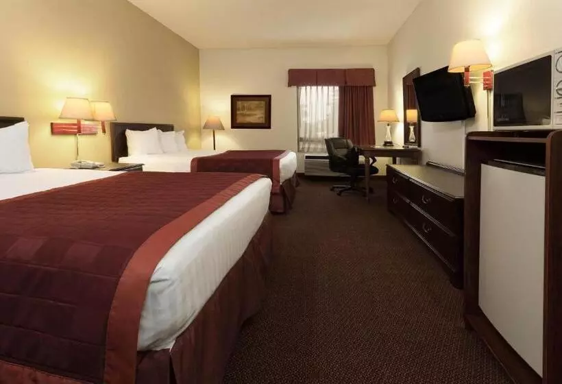 Отель Baymont By Wyndham Mason