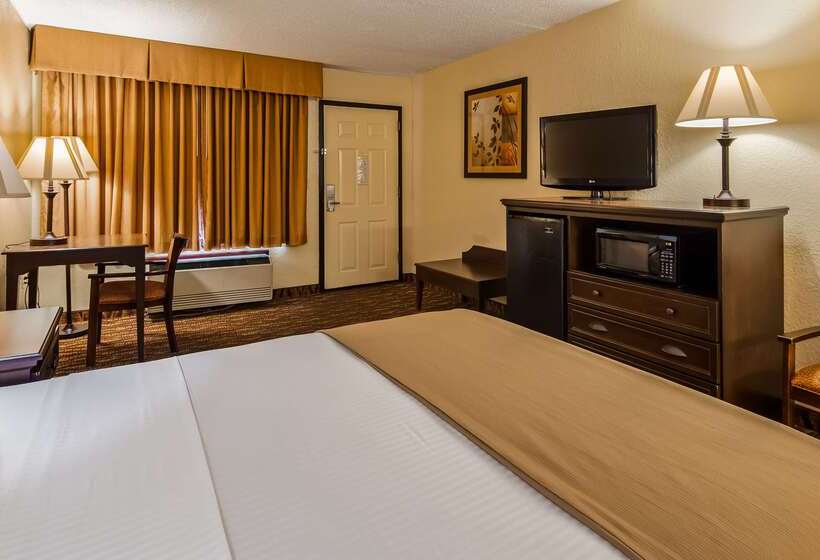 בית מלון כפרי Best Western Center Pointe Inn