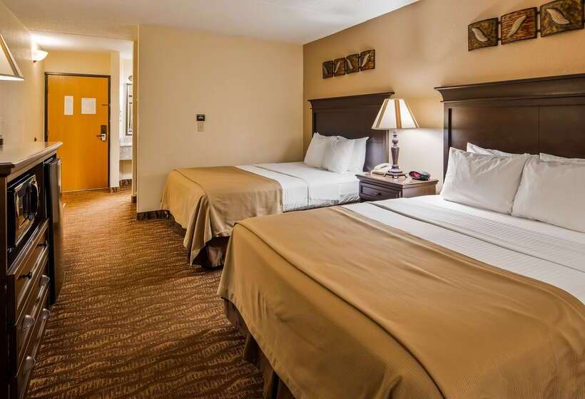 בית מלון כפרי Best Western Center Pointe Inn