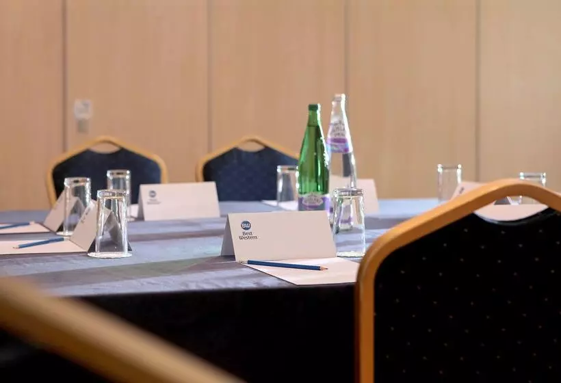 ホテル Best Western Claydon