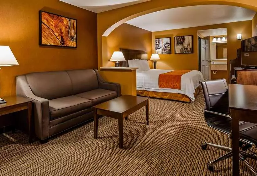 Отель Best Western Exeter Inn & Suites