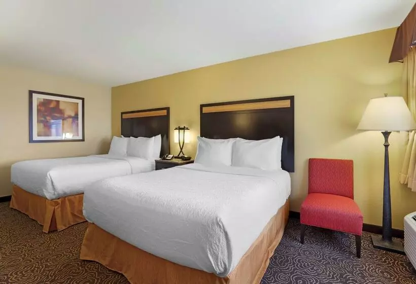 Отель Best Western Plus Castle Rock