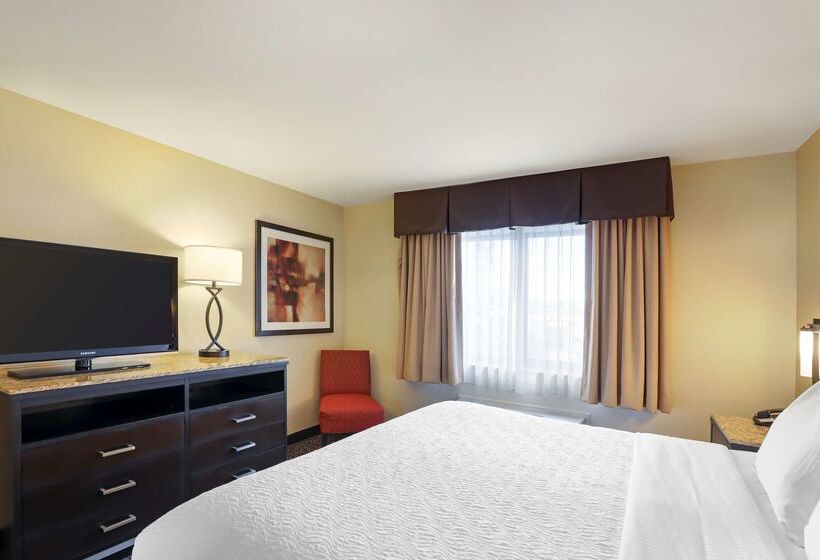 Отель Best Western Plus Castle Rock