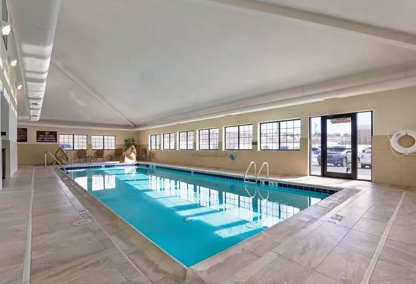 Отель Best Western Plus Castle Rock