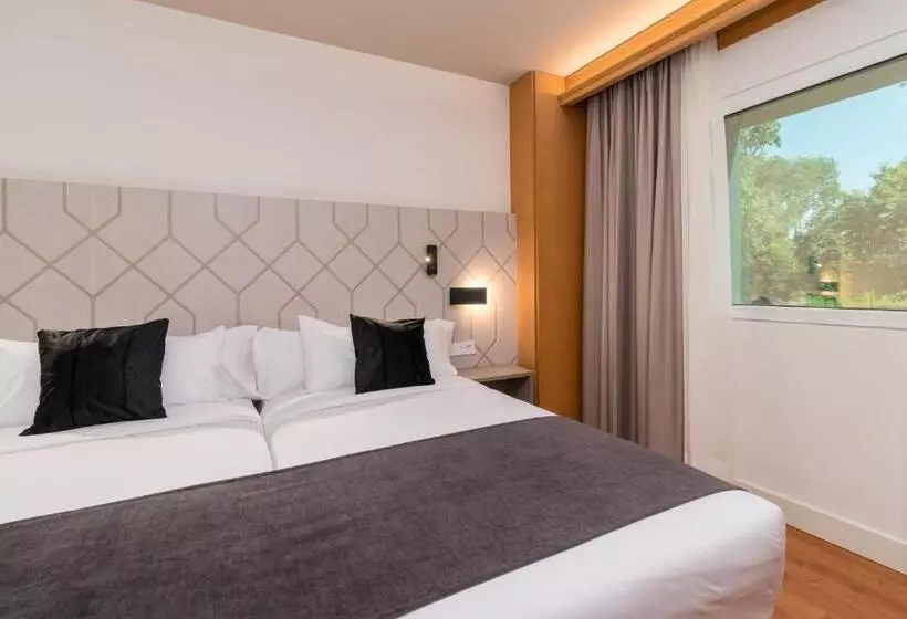 فندق Puerta Santander