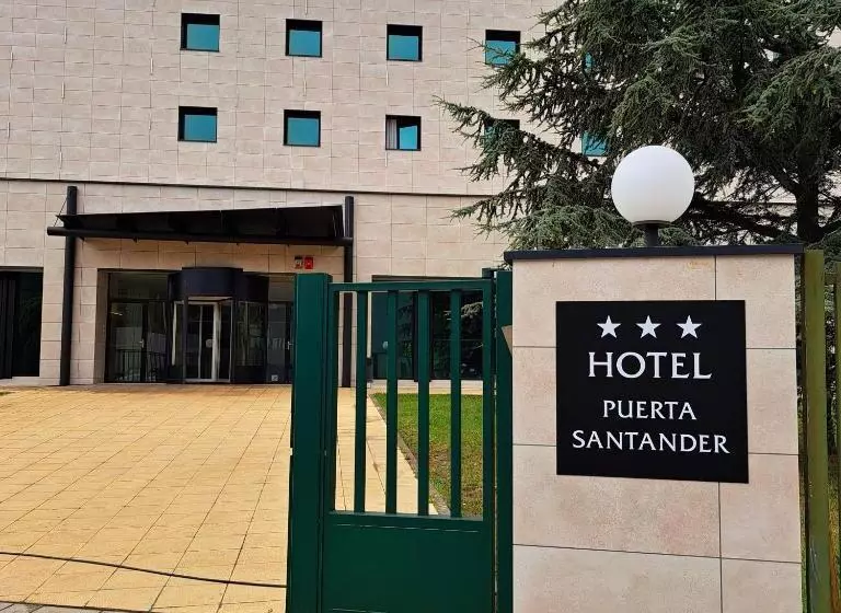 فندق Puerta Santander