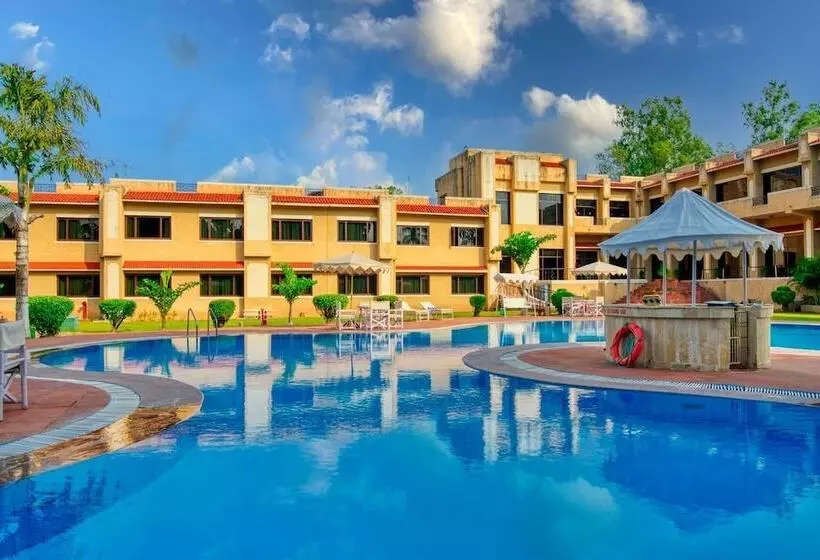 فندق Clarks Khajuraho