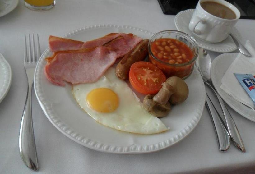 Hotel Cumberland House Gatwick B & B