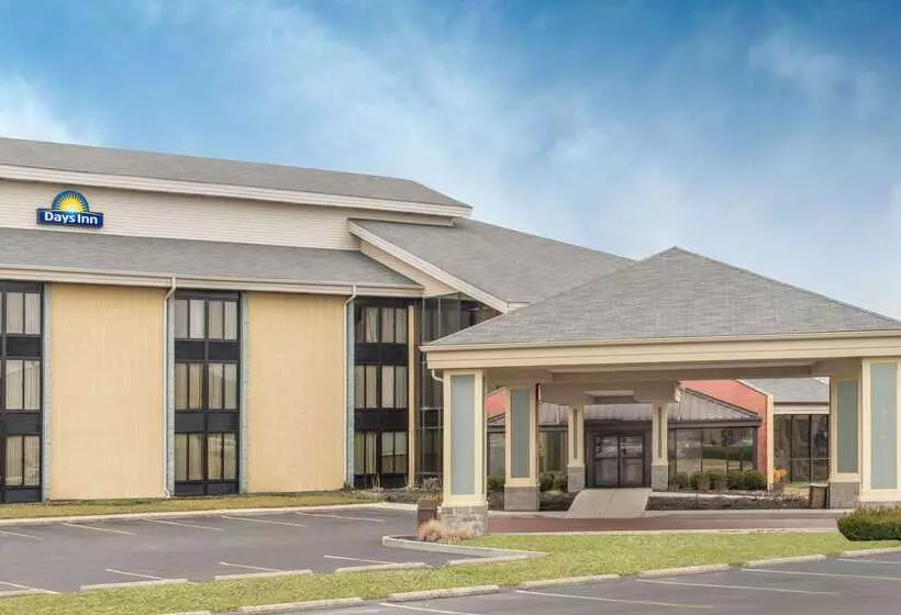 Hotelli Days Inn By Wyndham Indianapolis Northeast