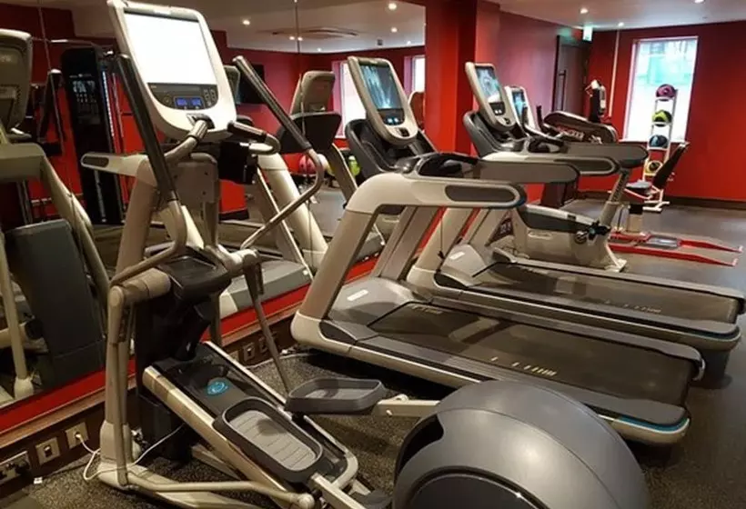 Doubletree By Hilton Hotel Woking