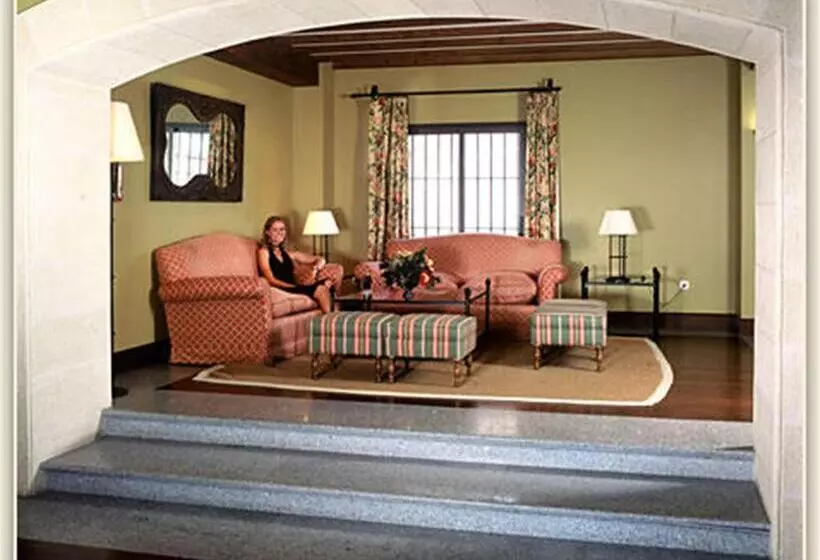 Отель Duque De Najera