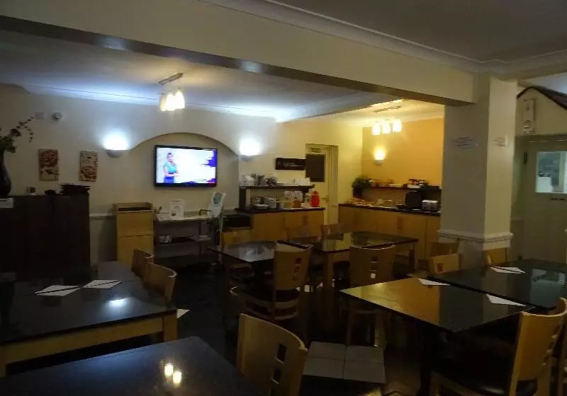 酒店 The Gatwick White House