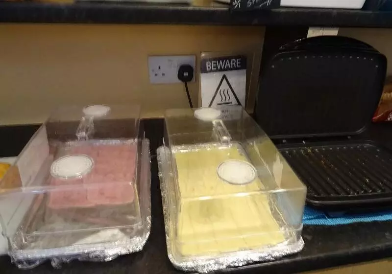 酒店 The Gatwick White House