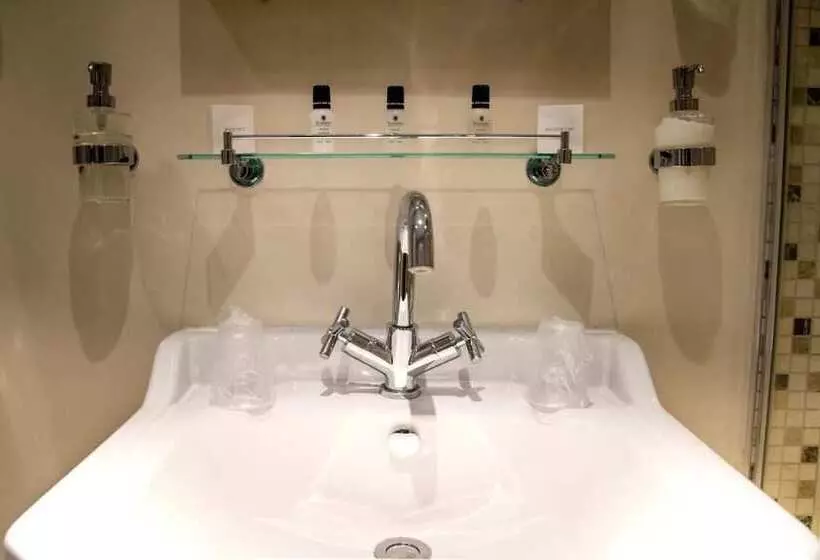 בית מלון כפרי Gwesty R Emlyn