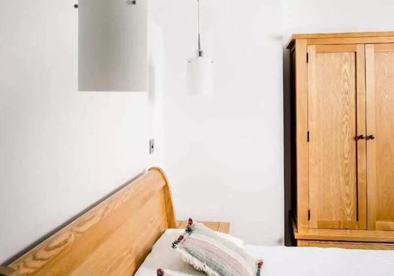 בית מלון כפרי Gwesty R Emlyn