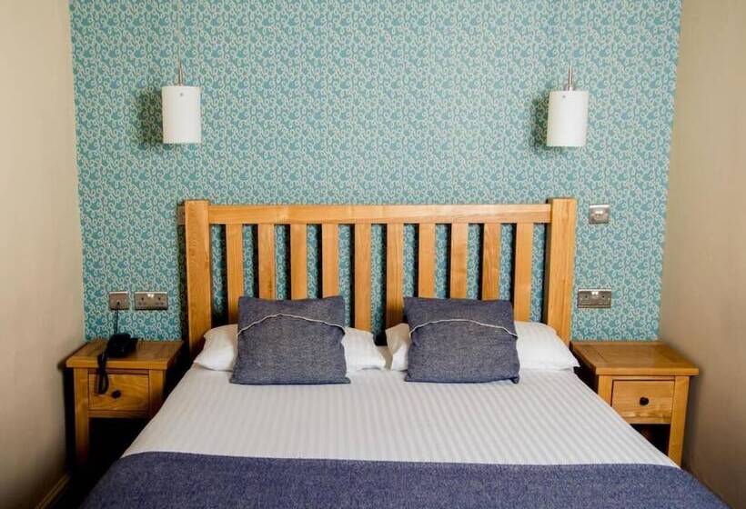 فندق Gwesty R Emlyn