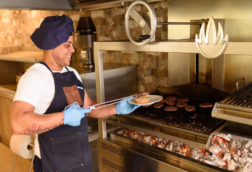 هتل Ohtels Vil·la Romana