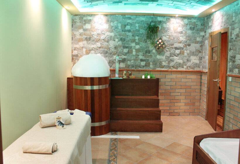 هتل Ohtels Vil·la Romana