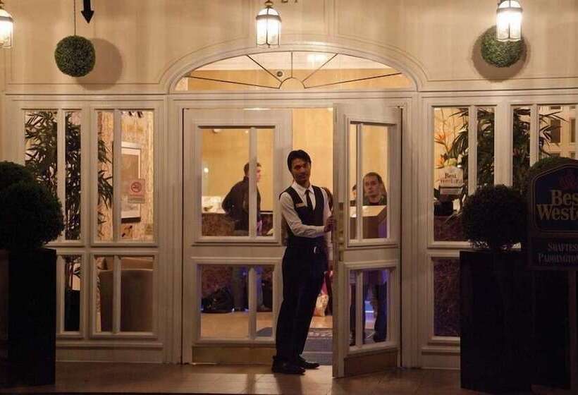 Отель Park Grand Paddington Court