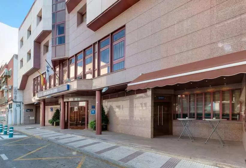 فندق Puertollano