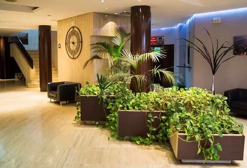 فندق Puertollano