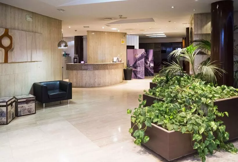 فندق Puertollano