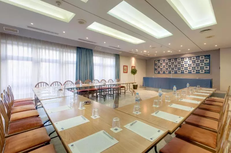 فندق Puertollano