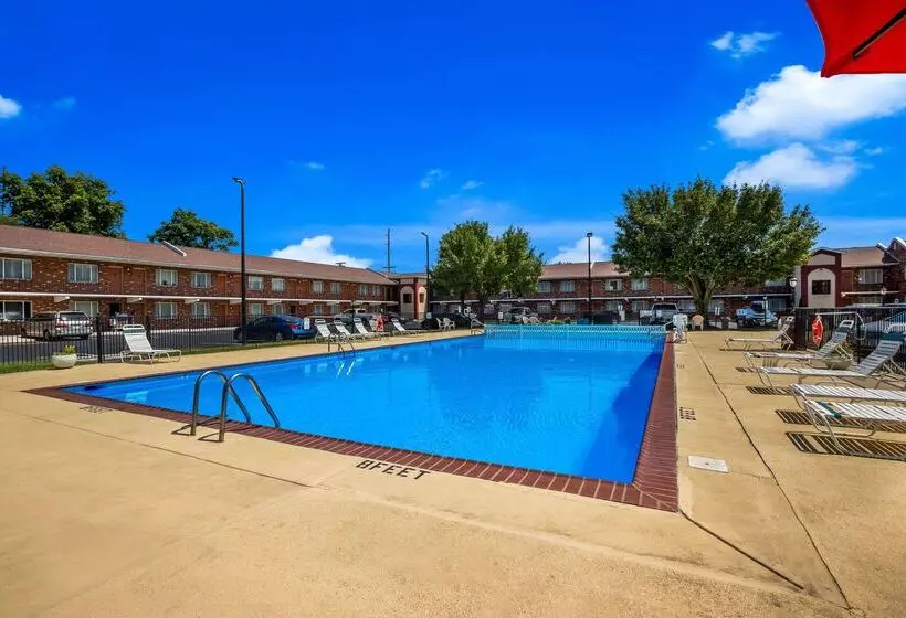 Hotelli Quality Inn & Suites Millville