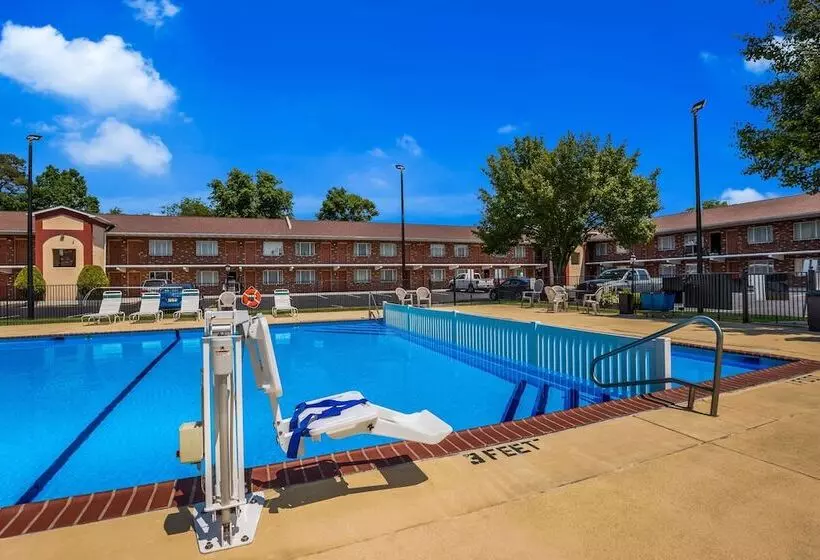 Hotelli Quality Inn & Suites Millville