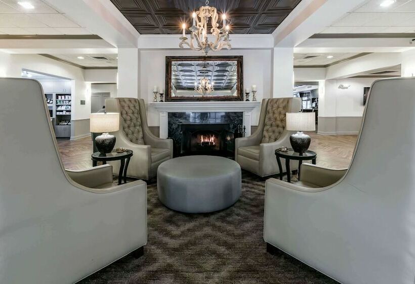 ホテル Richmond Inn & Suites Trademark Collection By Wyndham