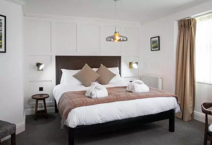 Отель The Black Bull Inn