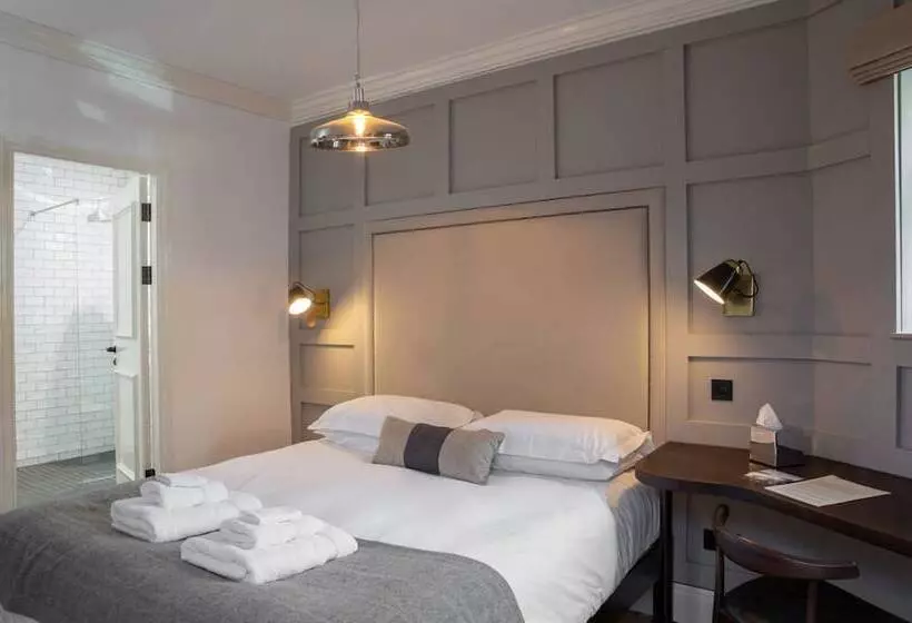 Отель The Black Bull Inn