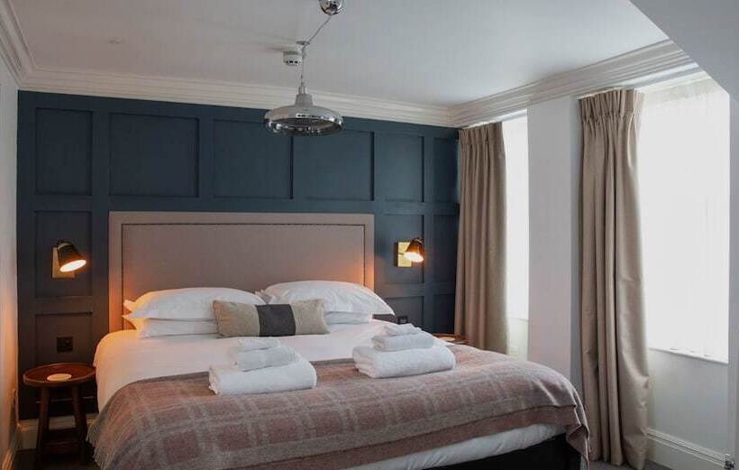 ホテル The Black Bull Inn