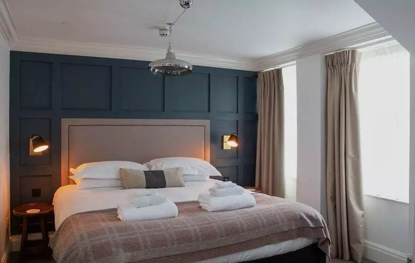 Отель The Black Bull Inn