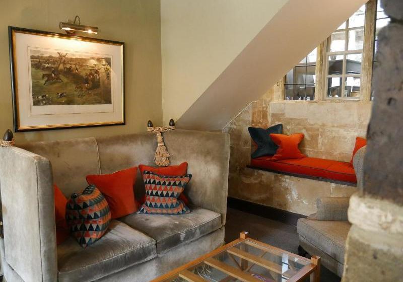 호텔 The Castle Inn