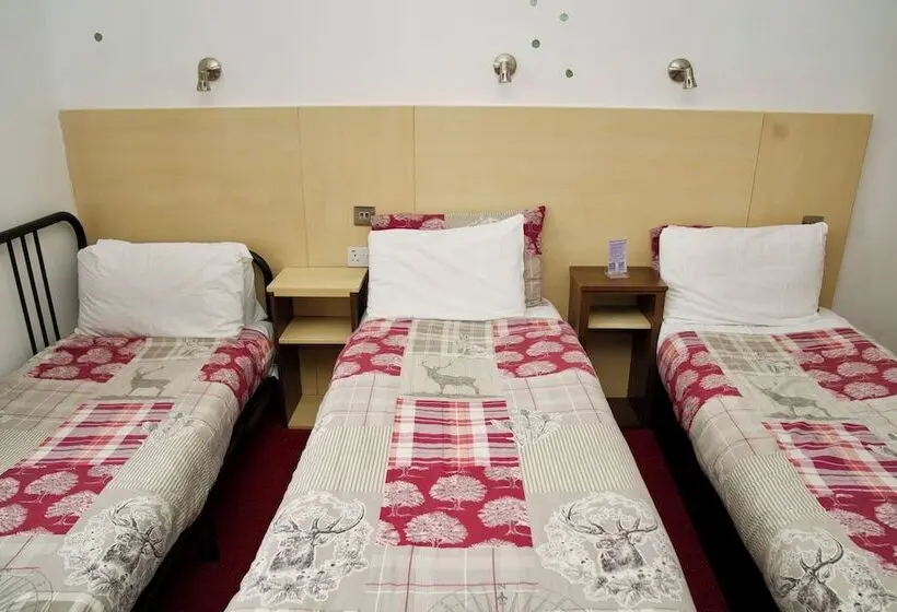 هتل The Gatwick White House