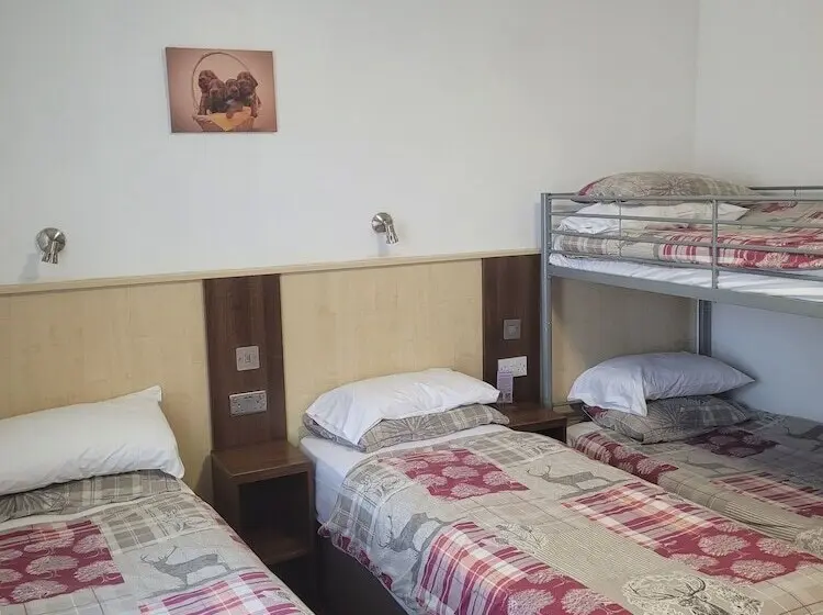 هتل The Gatwick White House