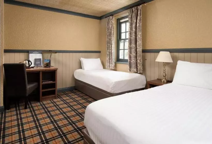 Hotelli The Kingslodge Inn   The Inn Collection Group