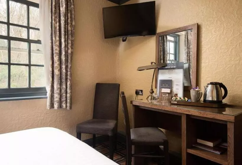 Hotelli The Kingslodge Inn   The Inn Collection Group