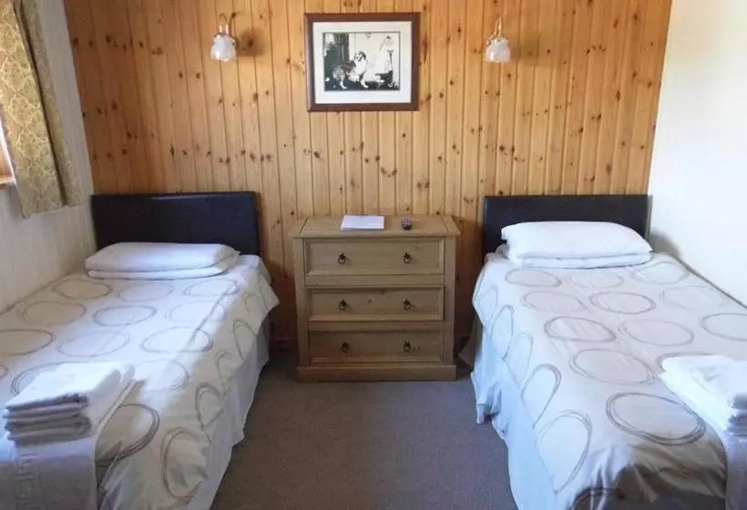 酒店 The Marine Invergordon