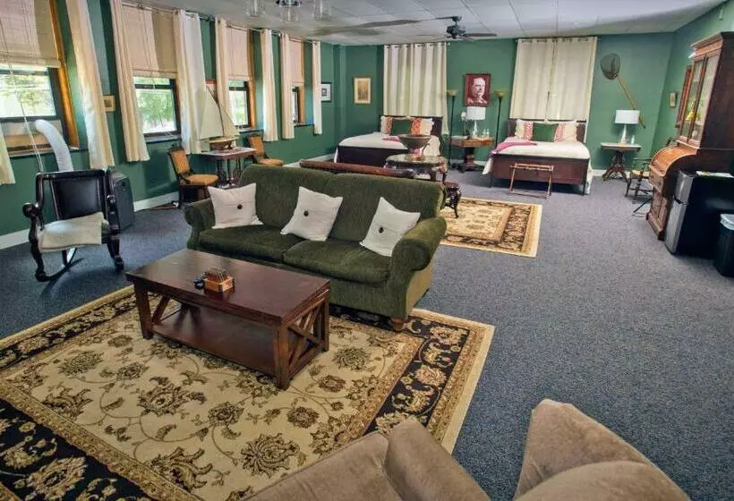 Aamiaismajoitus (B&B) Sherman Inn