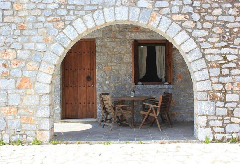 فندق Lalloudes Seaside Accommodation