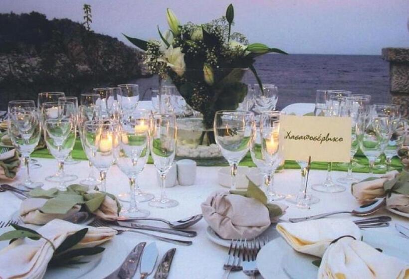 فندق Lalloudes Seaside Accommodation