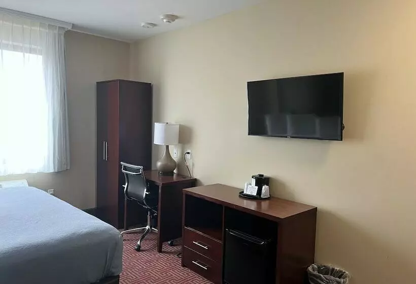 Hotelli Lotus Blu Inn & Suites